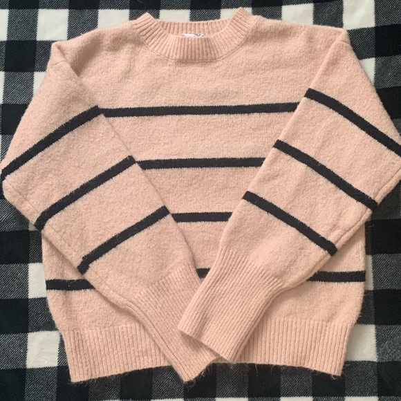 Women’s Double Zero Spicy Small Pink W/ Black Stripes Sweater - Picture 2 of 6